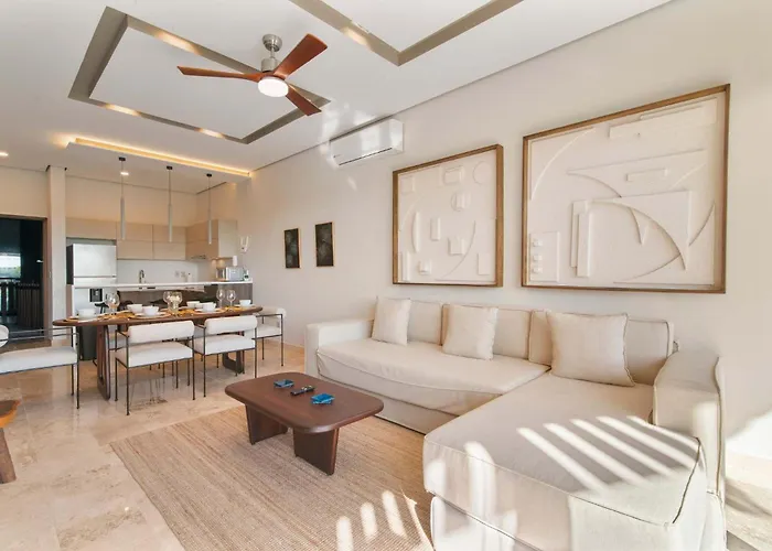 2br With Jacuzzi Near Habitas Apartment *